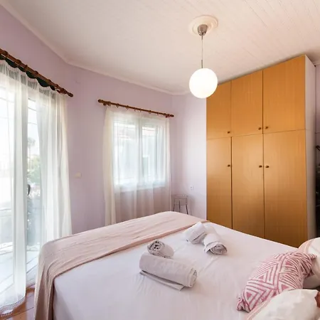 Ionian Grand - * Lefkada City